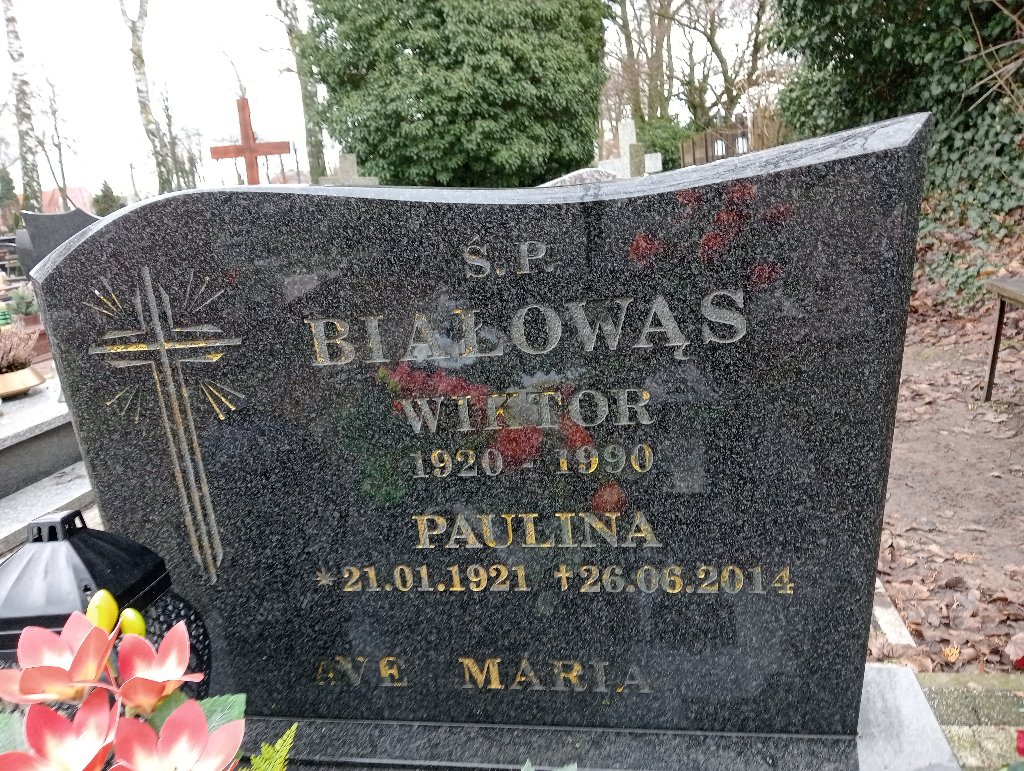 Grób Paulina Białowąs