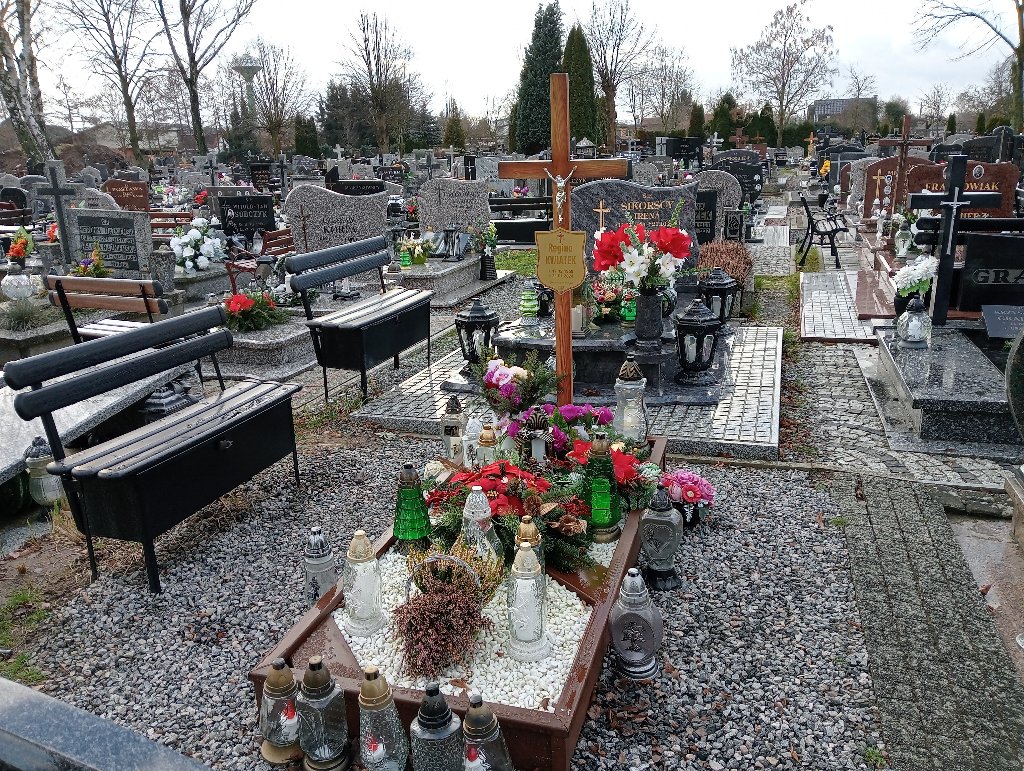 Grób Regina Kwiatek