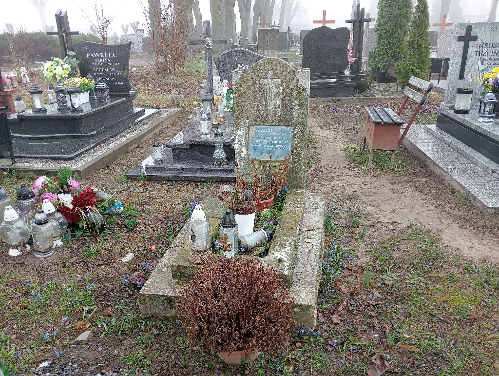 Grób Ryszard Kajeski