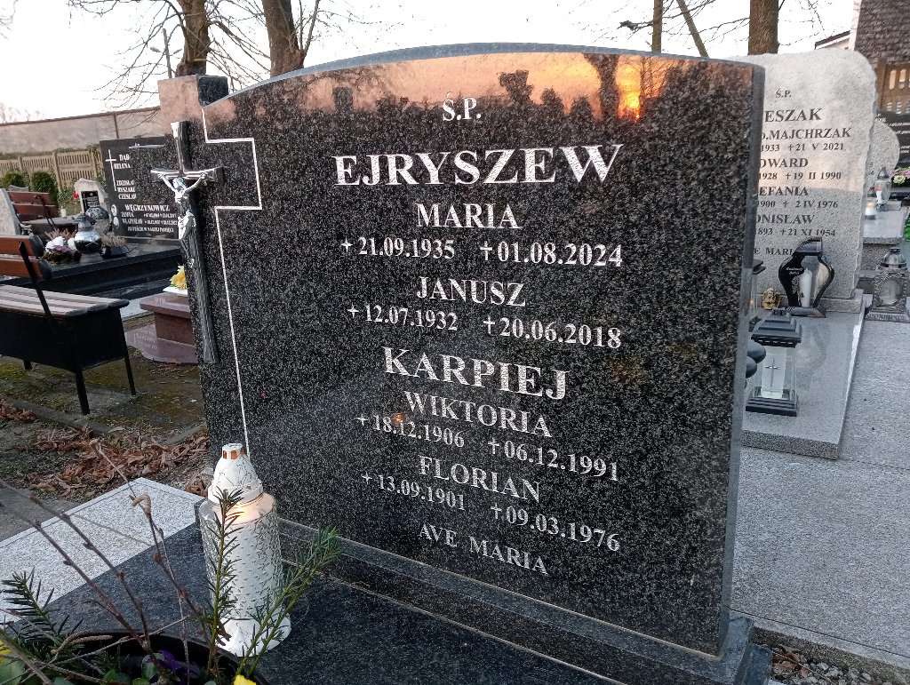 Grób Florian Karpiej