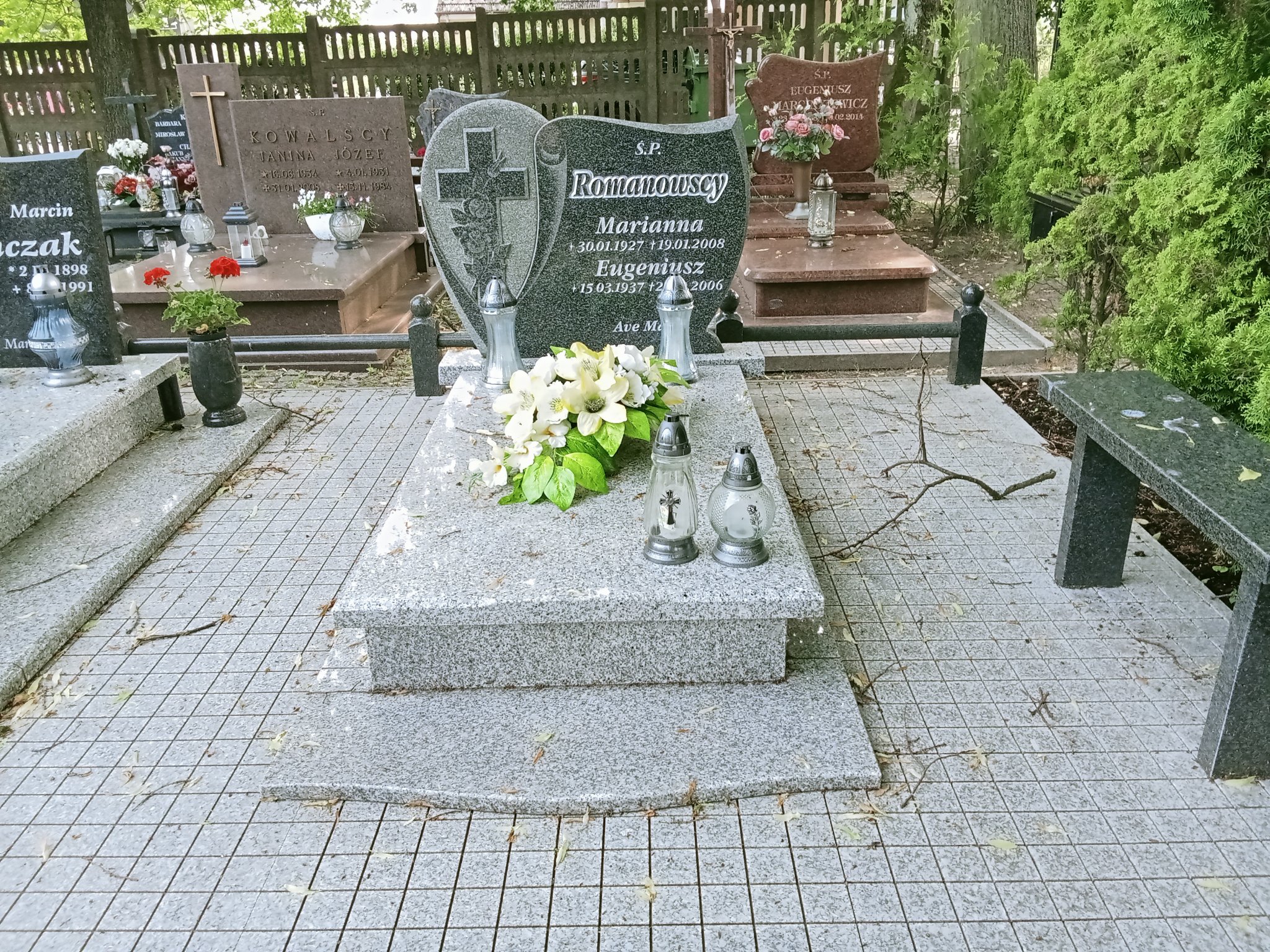 Grób Eugeniusz Romanowski