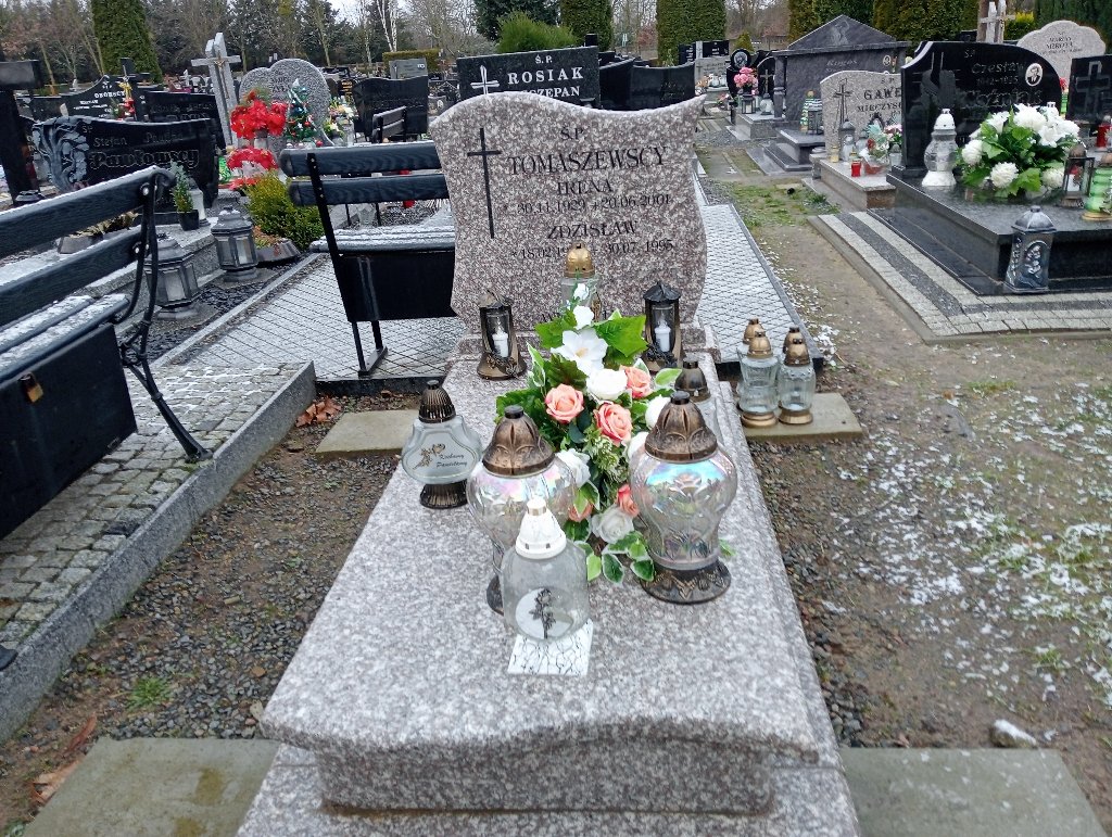 Grób Zdzisław Tomaszewski