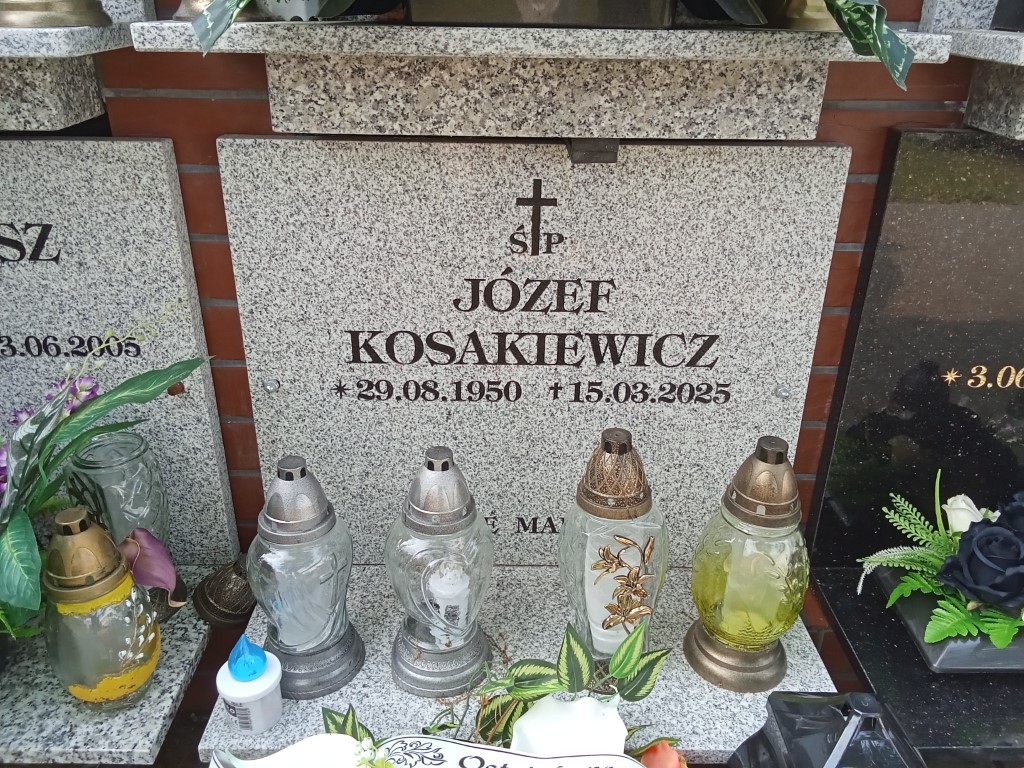 Grób Józef Kosakiewicz