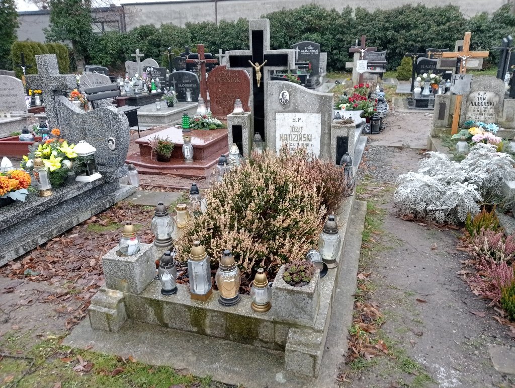 Grób Józef Majdziński