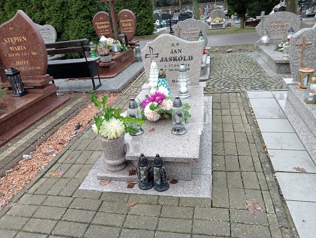 Grób Jan Jaskółd