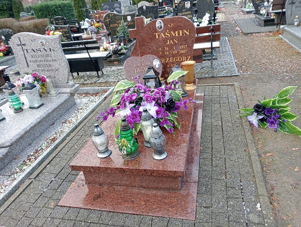 Grób Wacław Taśmin