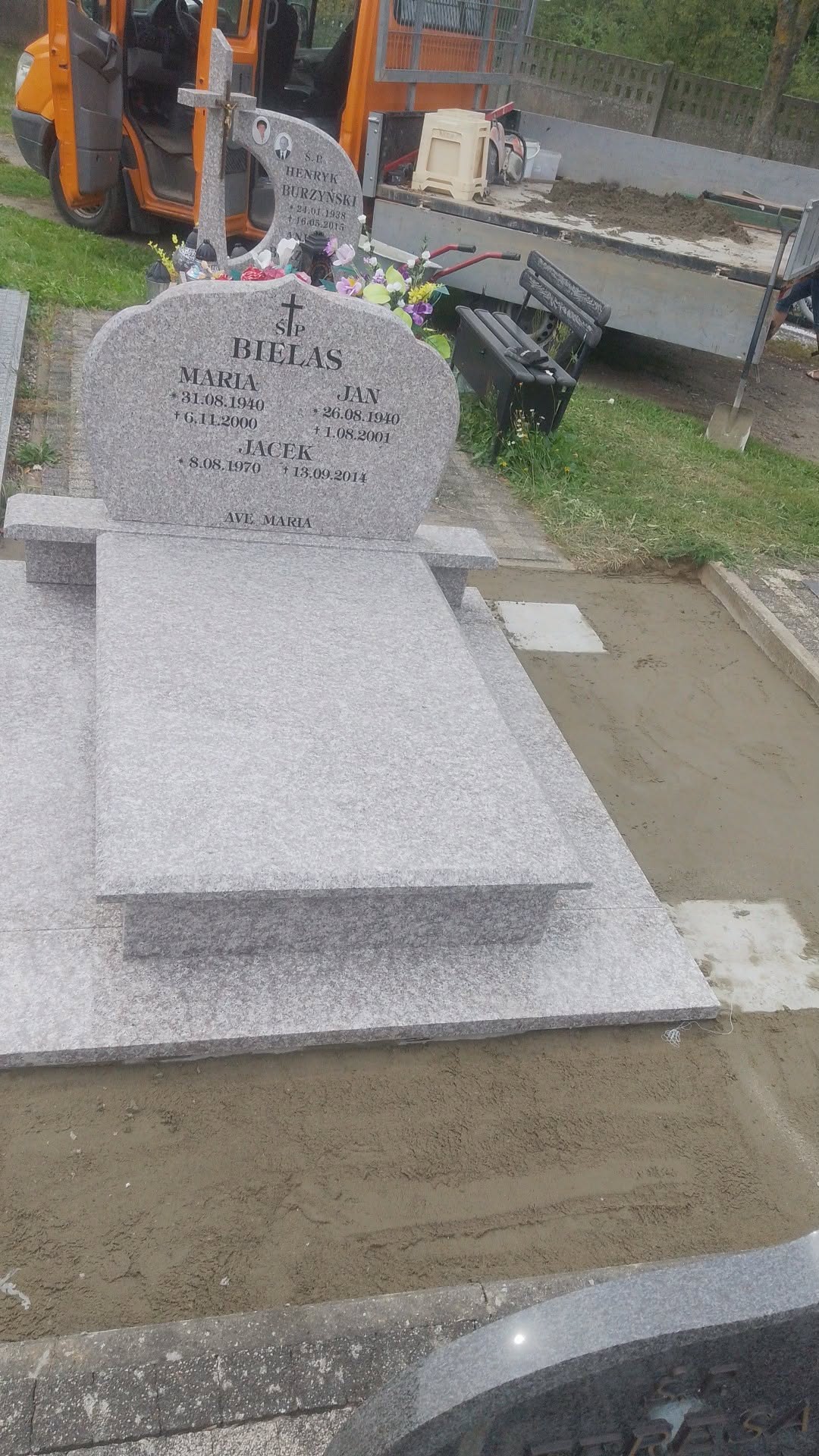 Grób Jacek Bielas