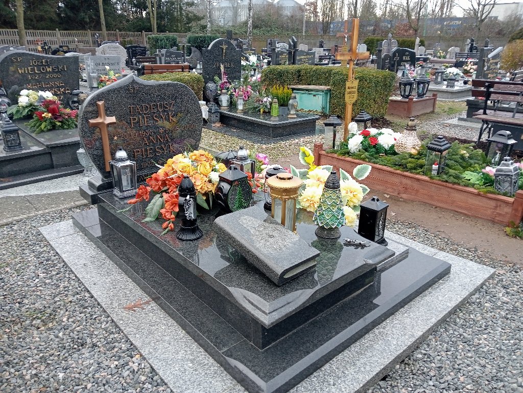 Grób Anna Piesyk